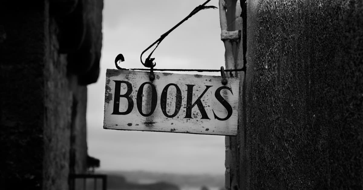 James M. Moten's Website Offers Direct Access to Memoir and Poetry Collection Addressing Racism, Faith, and Endurance