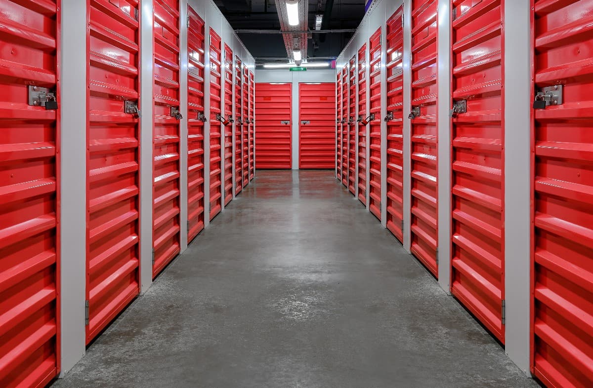 Institutional Self-Storage Buyers Tighten Underwriting and Focus on Barrier-to-Entry Markets in 2026