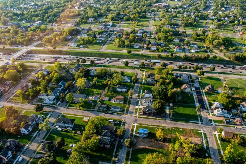 Detroit Broker Advises Sellers on Protecting Equity in Quick Sales