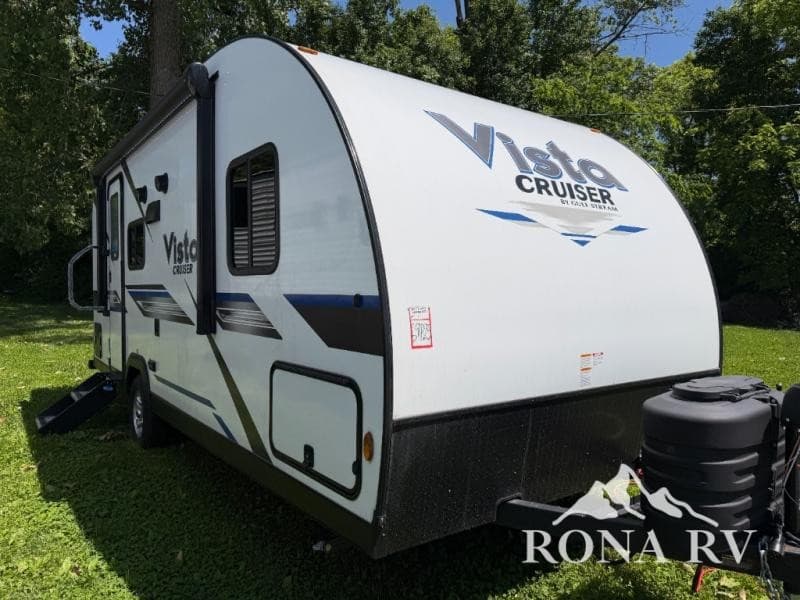 Rona RV LLC Expands Inventory with Vista Cruiser Campers and Voltage Toy Haulers in Ohio