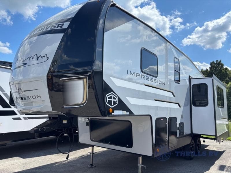 Thrills RV Expands Inventory with Spacious Heritage Glen 356QB Fifth Wheel for Fort Wayne Families