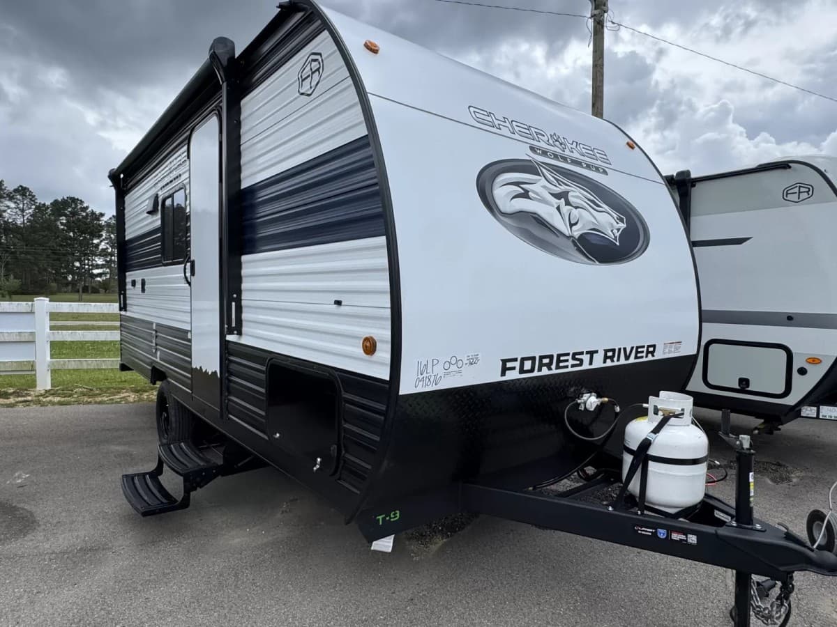 Dad's Camper Outlet Expands Used RV Inventory in Gulfport to Meet Demand for Affordable Campers