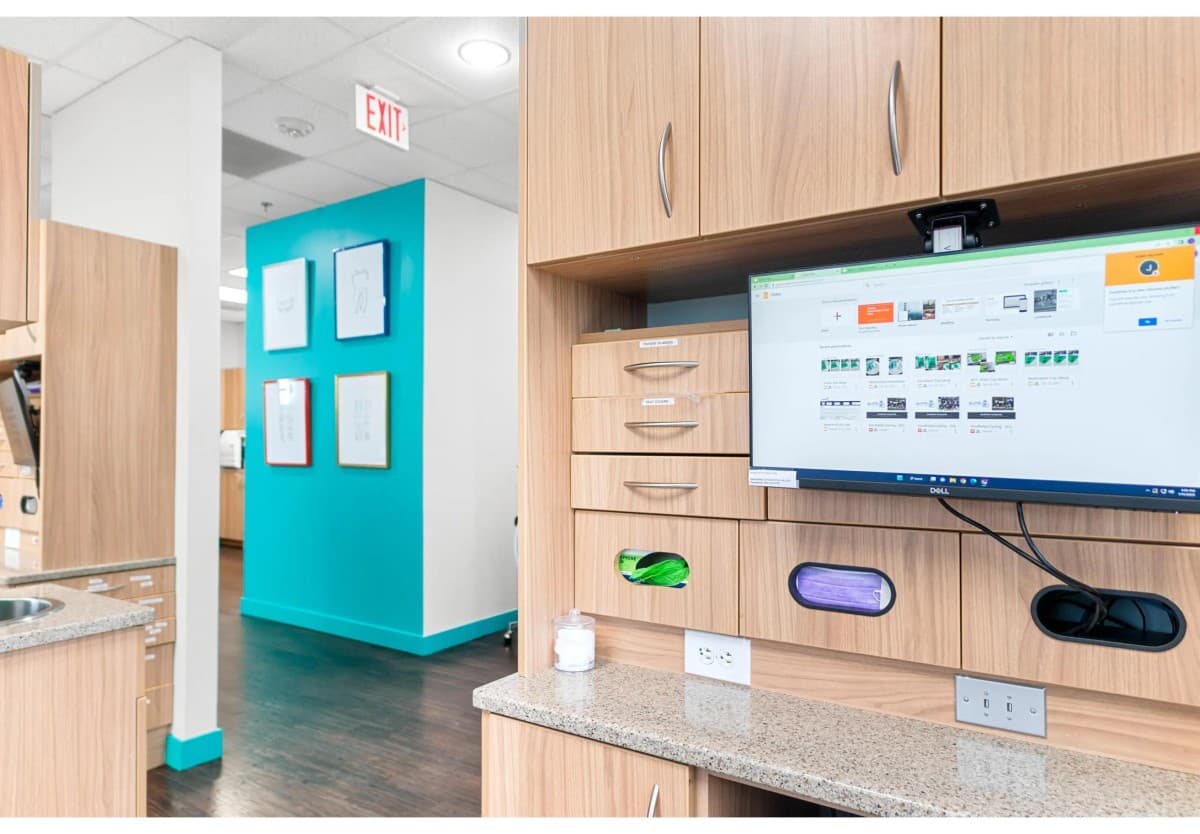 Bowie Cosmetic Dentists Expand Veneer and Whitening Services