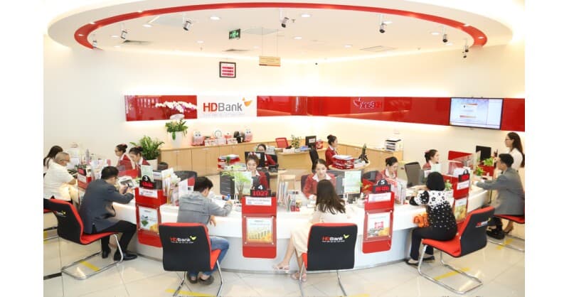 Fitch Ratings Assigns First-Time 'BB-' Credit Rating to HDBank, Reflecting Strong Financial Profile