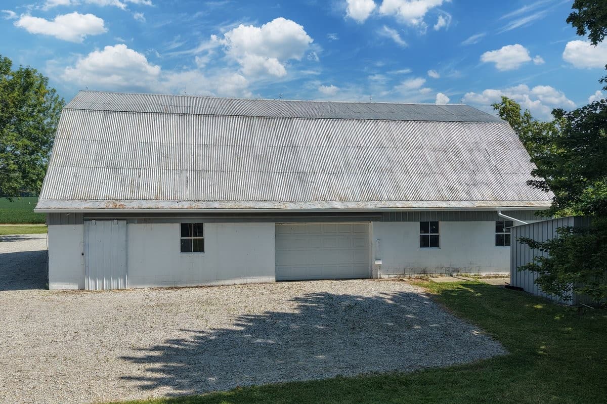 Rooftop Relief Donates Gutters to Veteran in Cincinnati